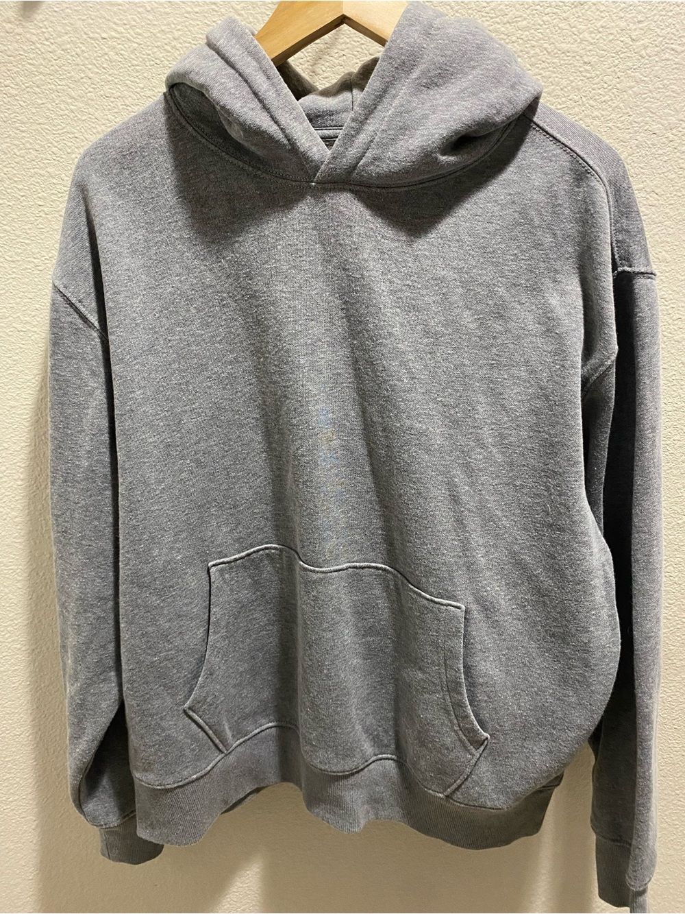 “L” Vintage classic Old Navy all genders Heather Gray Hoodie Sweatshirt